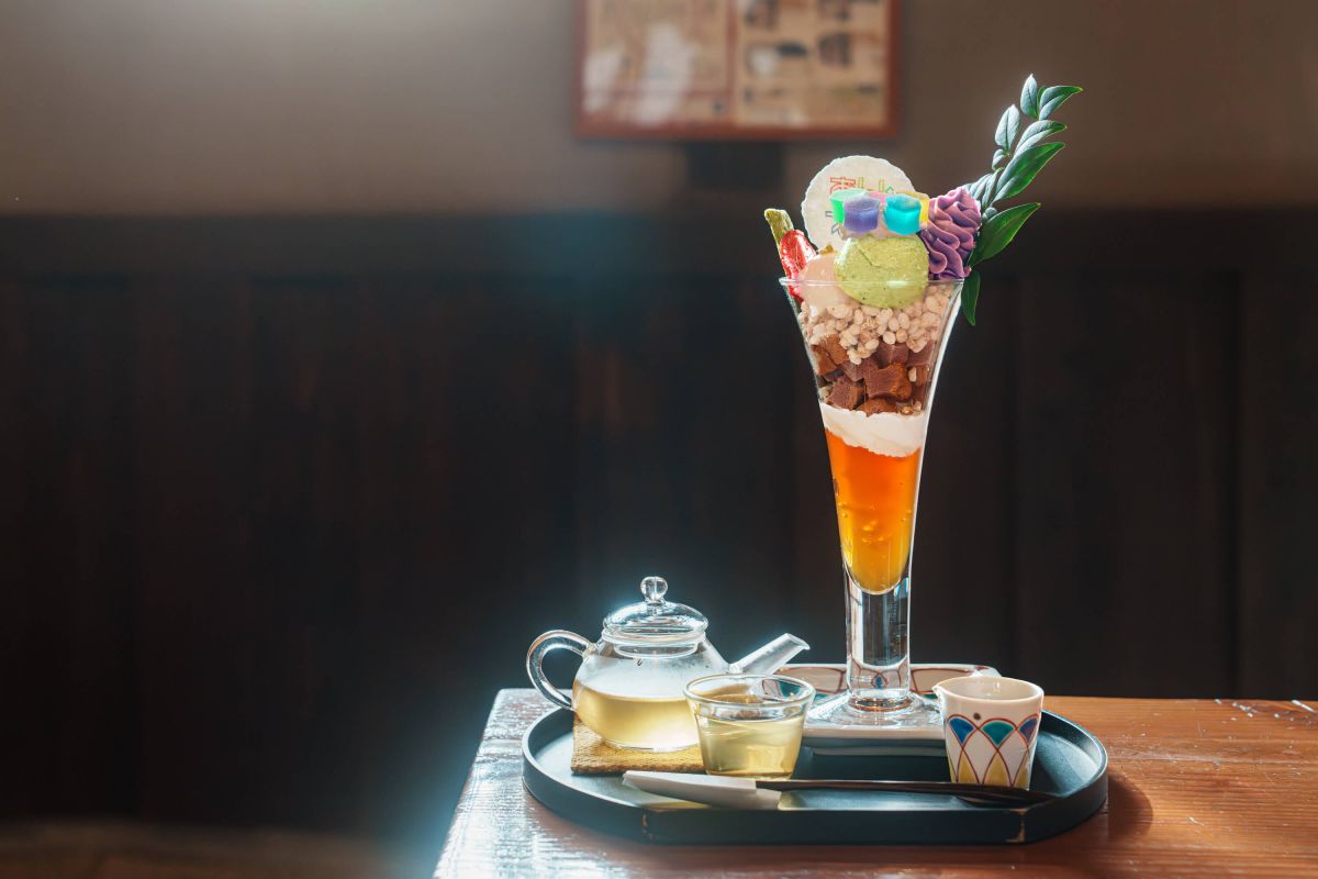 キャプション入るキャプション入る