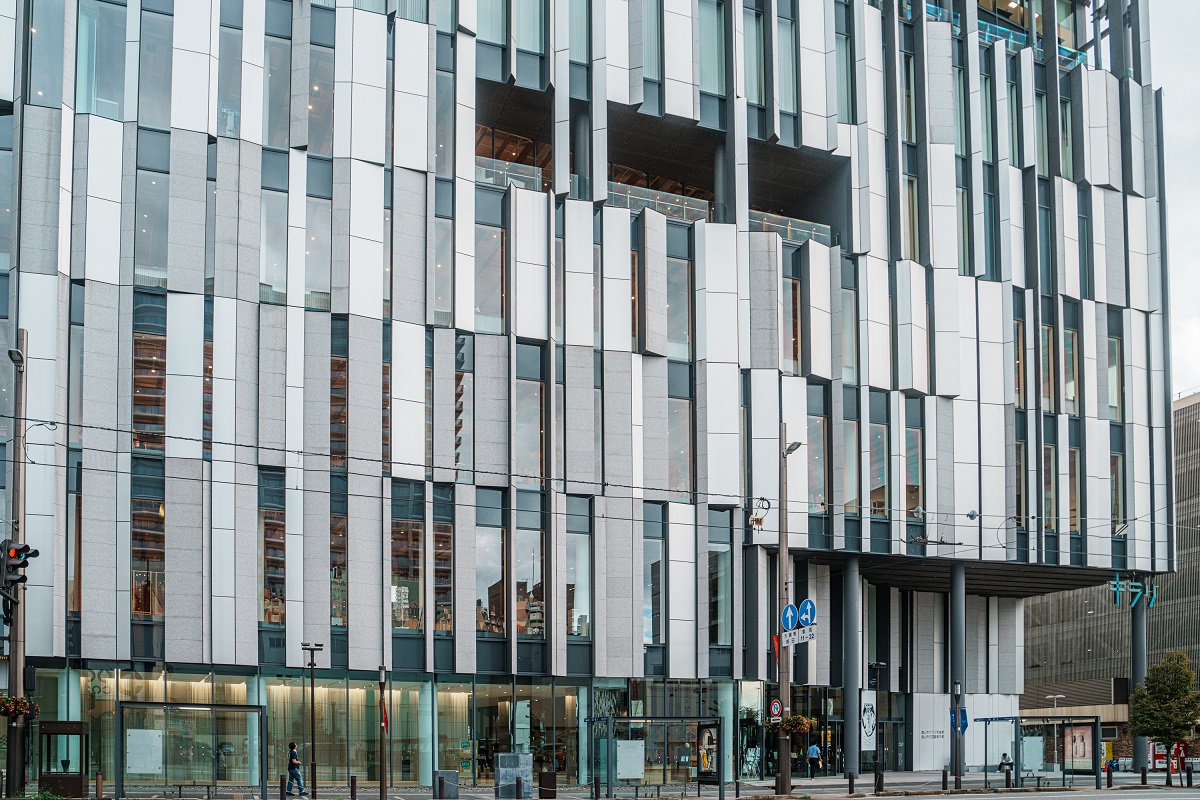 キャプション入るキャプション入る