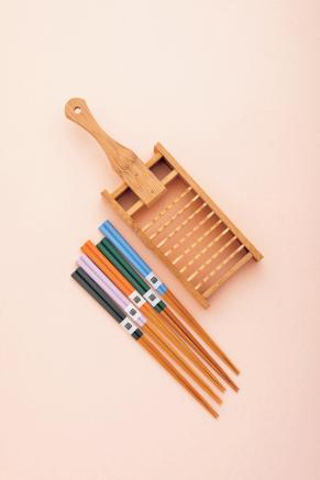 「鬼おろし」2640円、「はんなり箸」1650円