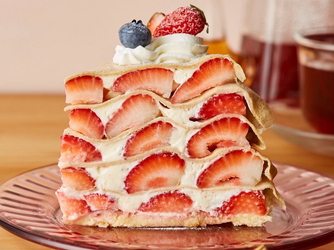 苺のミルクレープ　お茶付き 2,178円（税込）