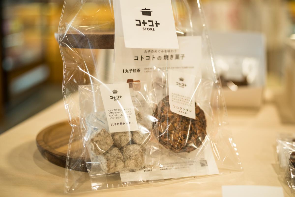 左「丸子紅茶クッキー」、右「丸子紅茶フロランタン」各310円