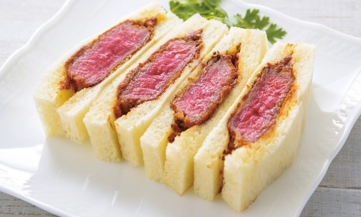 「和牛ヒレカツサンド」1パックハーフサイズ2160円、1パックフルサイズ3996円/エプバンタイユ