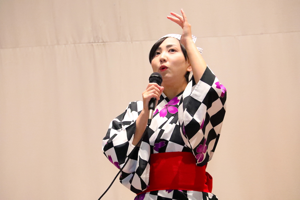 湯もみ娘のトークタイム