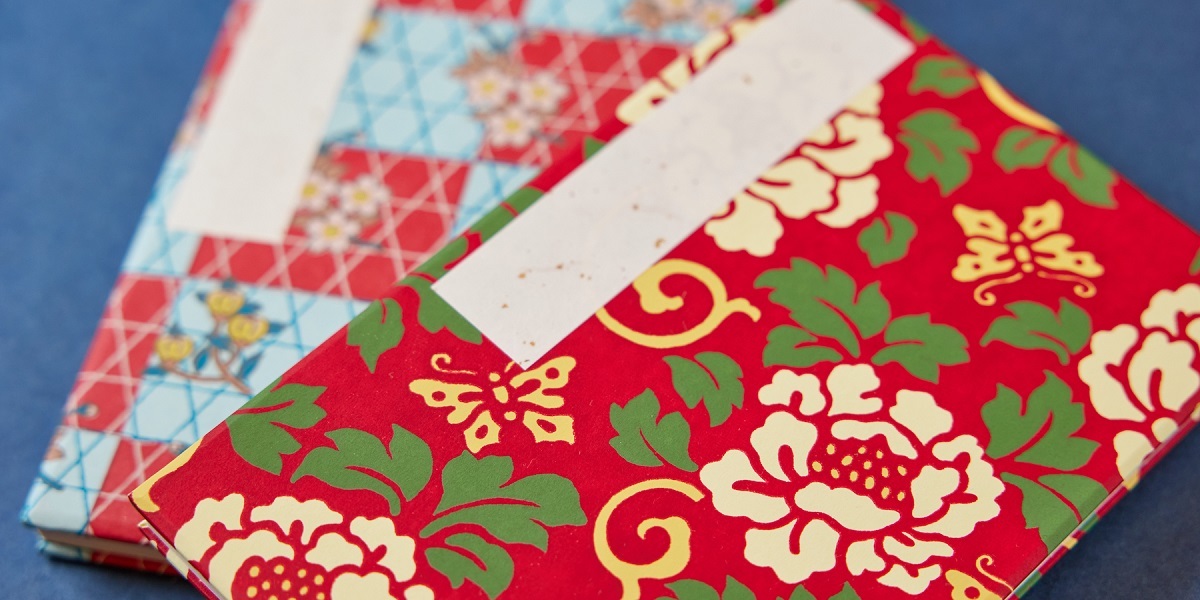 【日本橋】老舗和紙舗「榛原」で探す、伝統の千代紙をあしらった御朱印帳