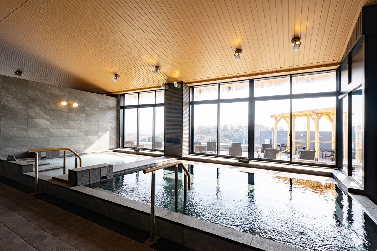 男性風呂の高濃度炭酸泉とシルク風呂