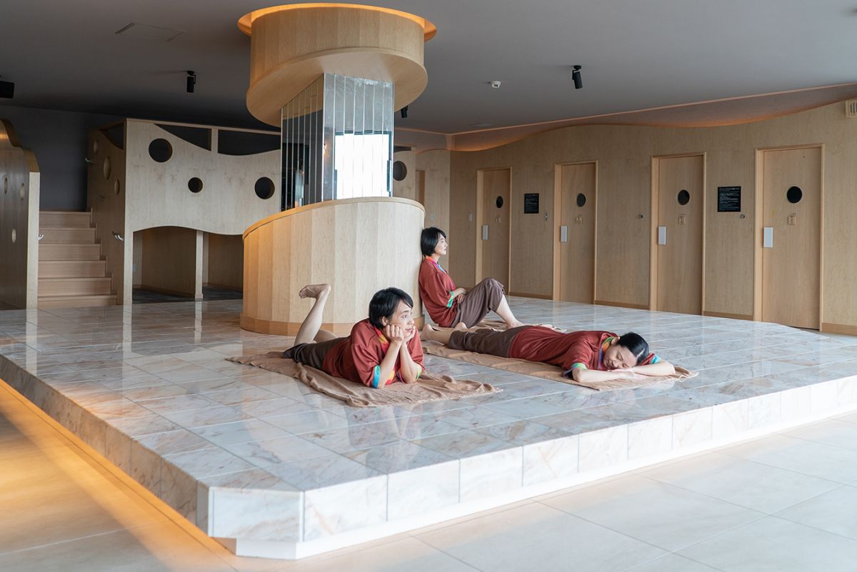 岩盤浴のメイン施設「火窯の間」