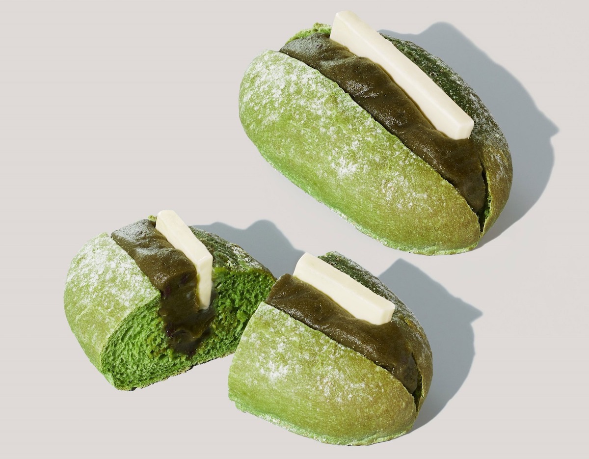 「抹茶あんバターサンド」335円 ※ドライブスルー店販売