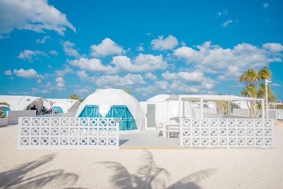 愛犬と過ごせる部屋やジャクジー付きなど用途に合わせてテントを選べます