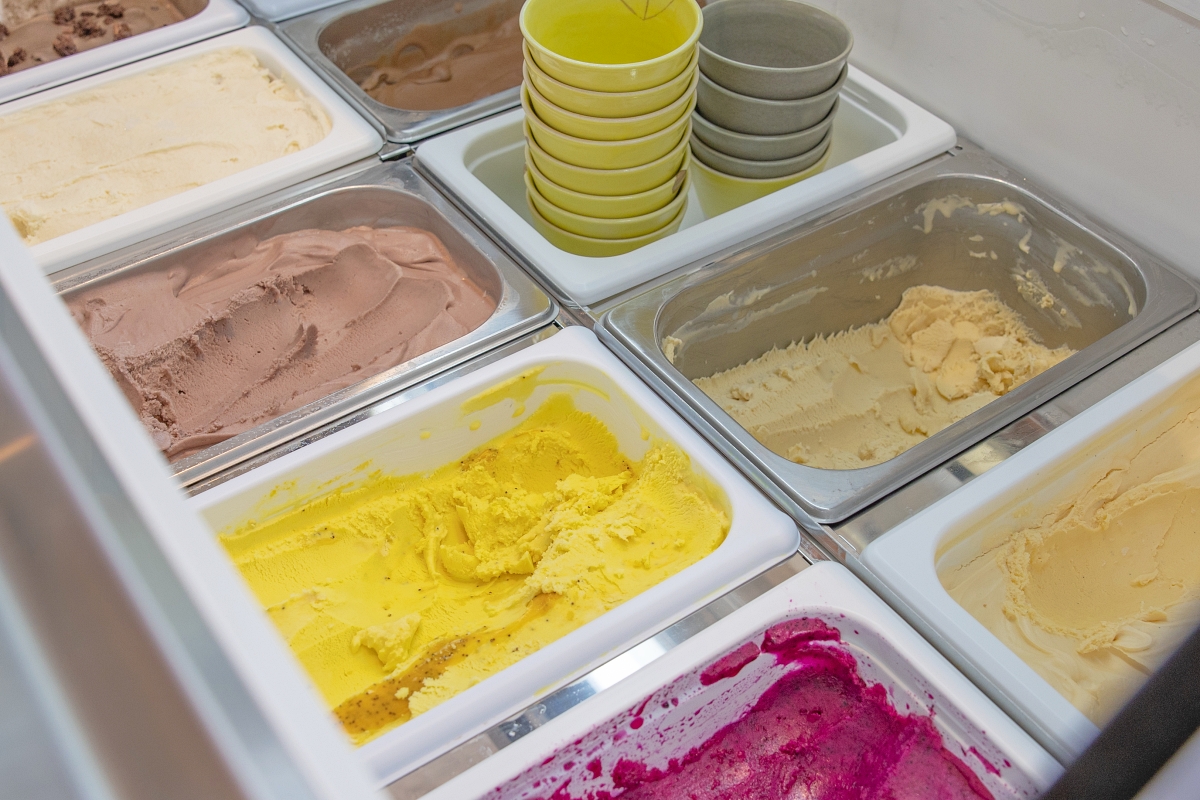 手間暇かけて作られたアイスは日替わりで9種類