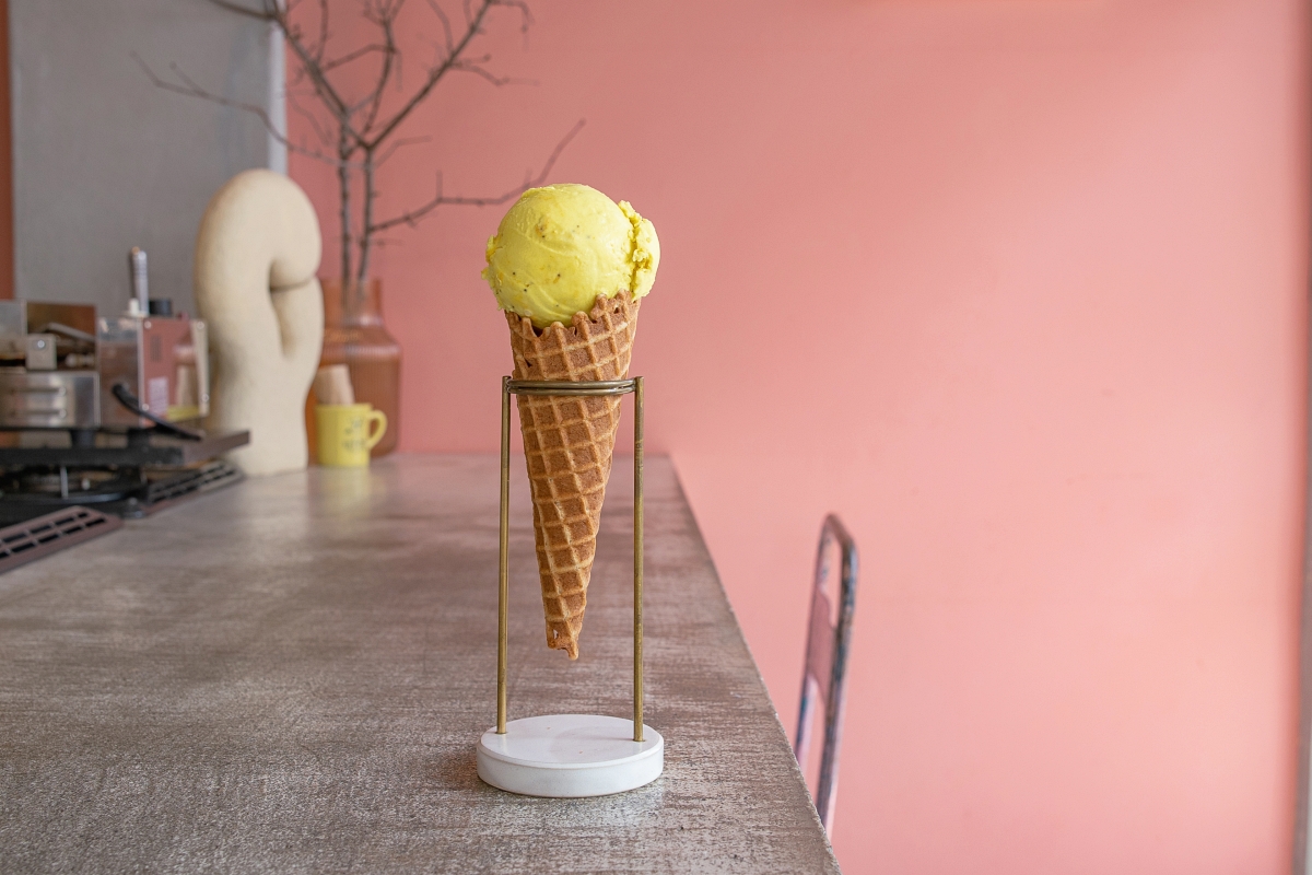 店名がついたCAFUNÉ