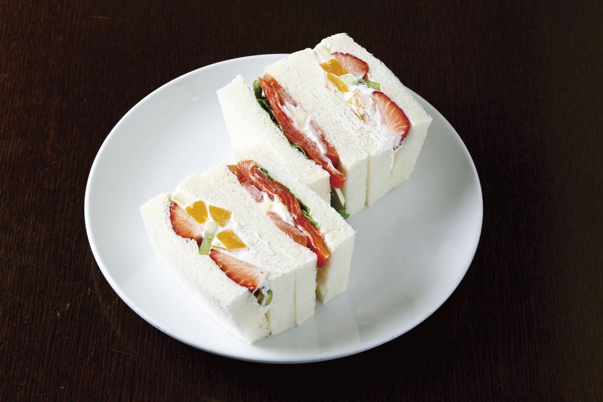 「」800円フルーツ＆ スモークサーモン