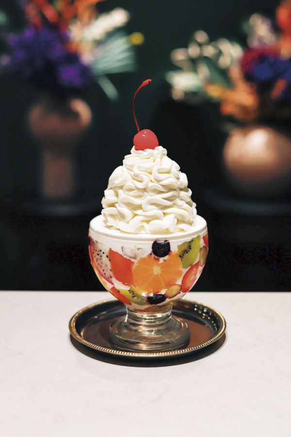 「フルーツパフェ」1790円