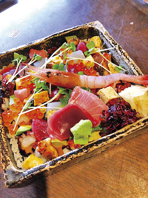 器ギャラリー 月カフェ