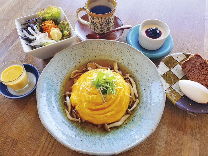 CAFE&DINING 海音