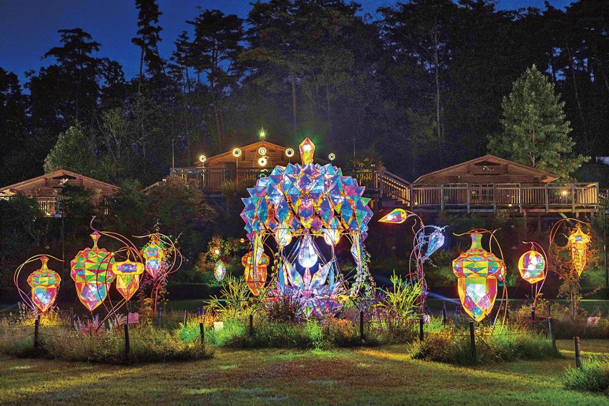 開催日にはさまざま なイベントが行われている／ⒸMIRRORBOWLERS