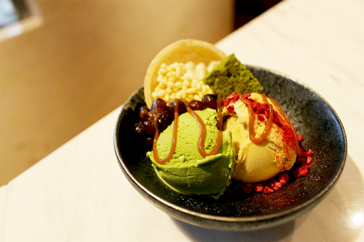 私は大好きな抹茶とほうじ茶のアイスで和テイストに！