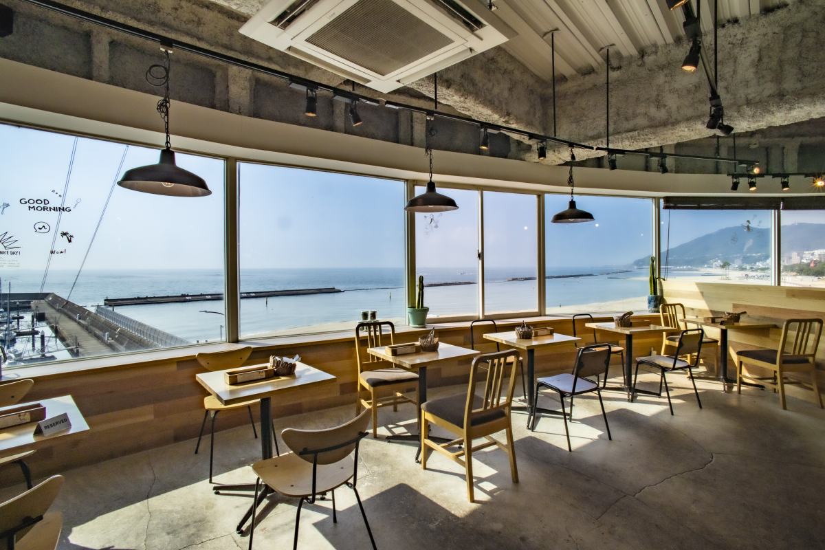 4階レストランフロア