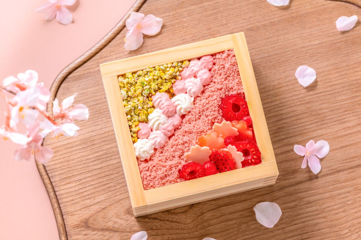 「桜と冷やし飴のムース」