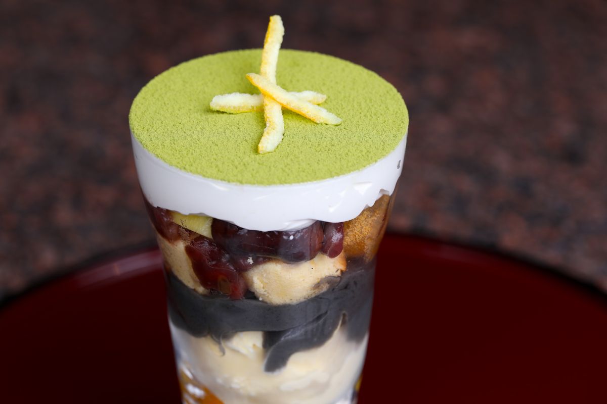 黒ごまの和ぱふぇ920円