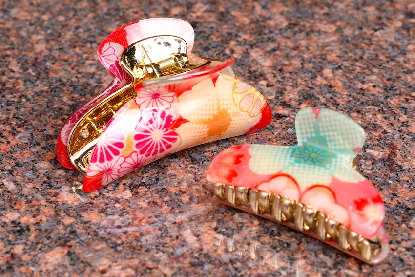 和柄のバンスクリップ990円