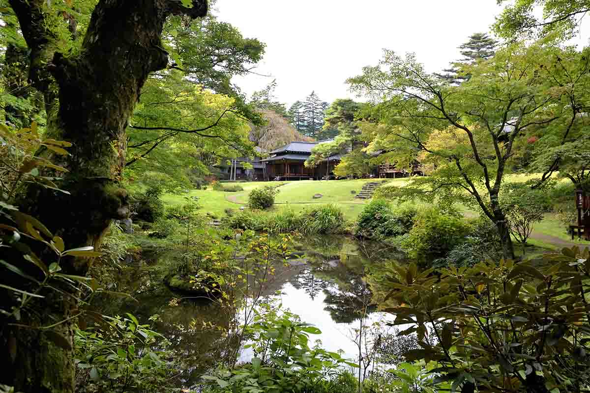 趣ある建物と庭園を見学できる「日光田母沢御用邸記念公園」
