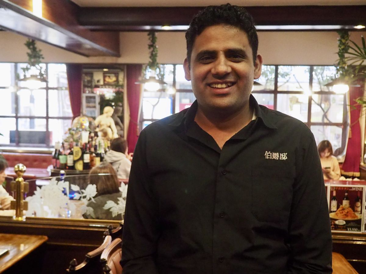 スタッフのスタッフの