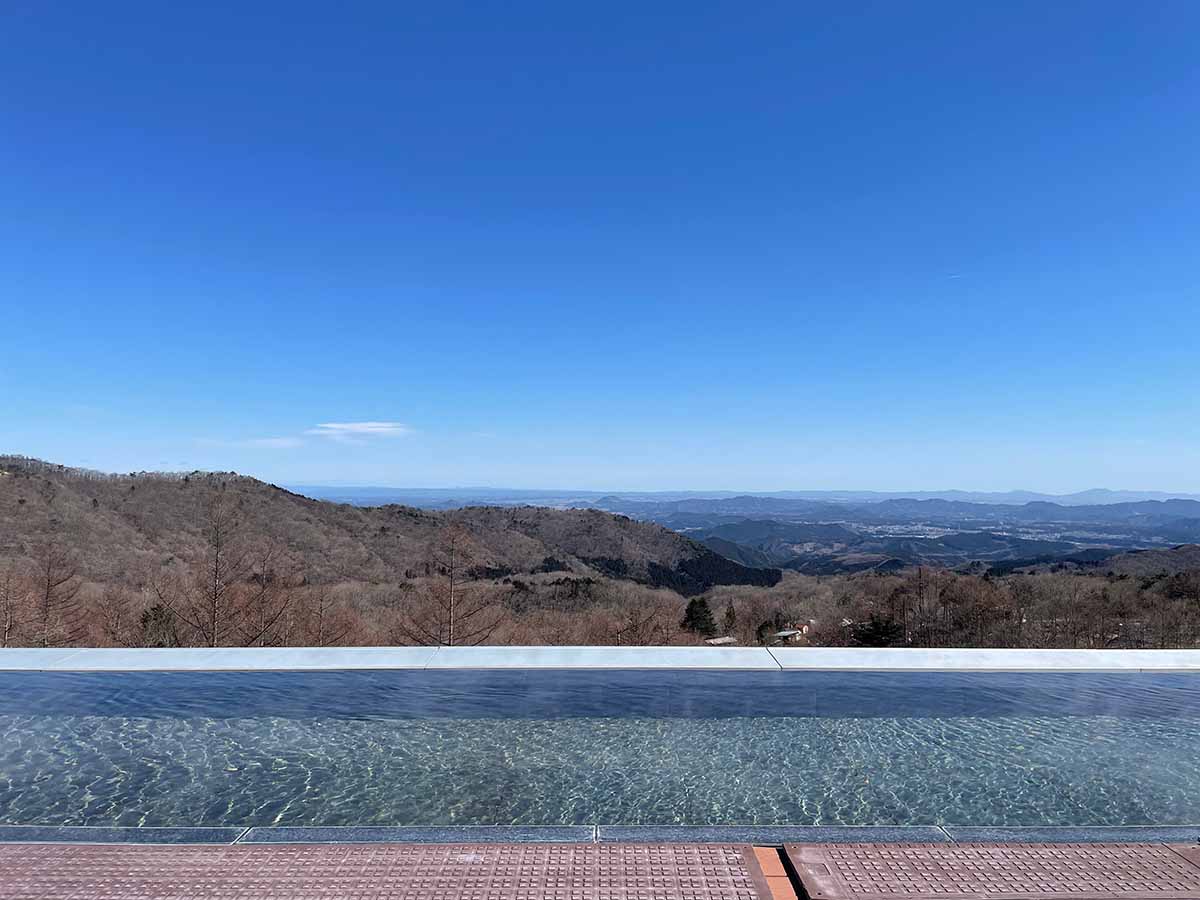 女性大浴場のインフィニティ風呂。男性大浴場にもある