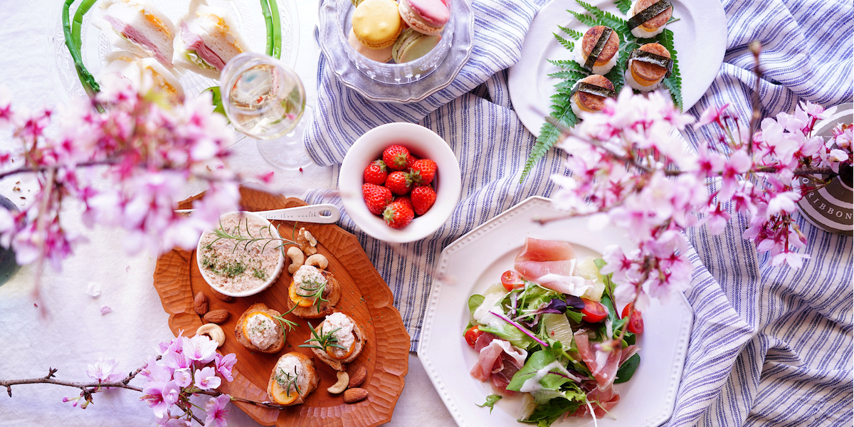 春爛漫！ランチョンミートディップでおしゃれなお花見テーブル【kyoko_plusのレシピ＆テーブルコーデvol.66】