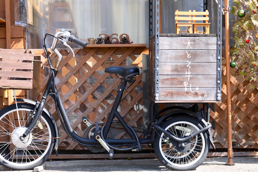 木造の手作り感あふれるお店