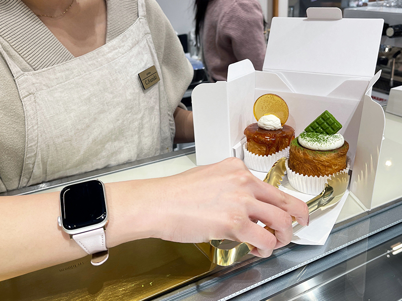 （左から）「プレーヌプリン」680円、「抹茶」756円