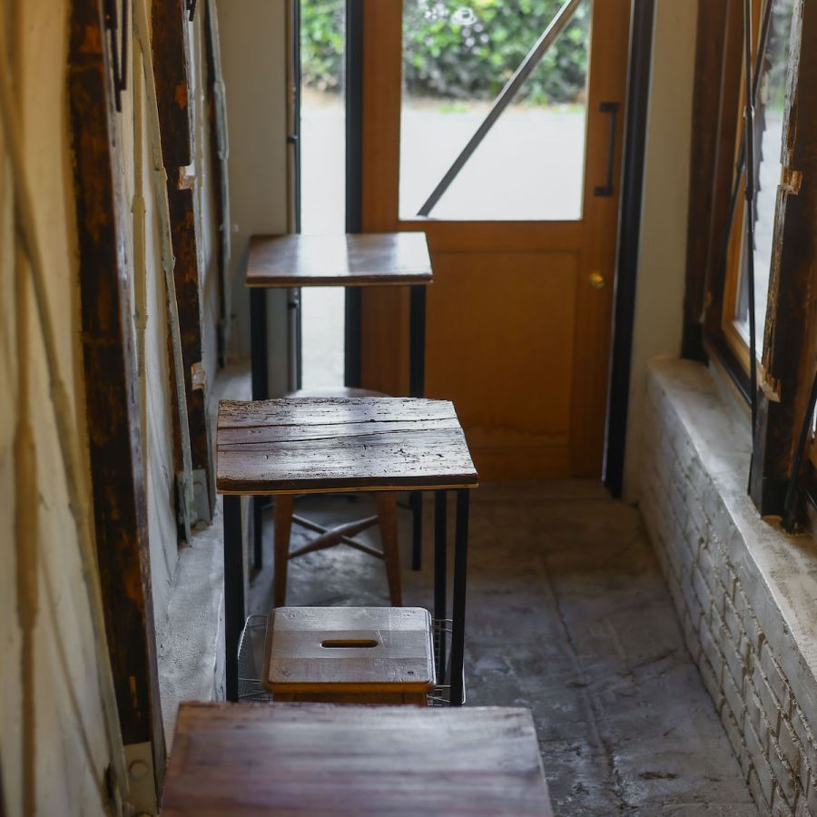 屋根裏のような隠れ家感が心地よし◎