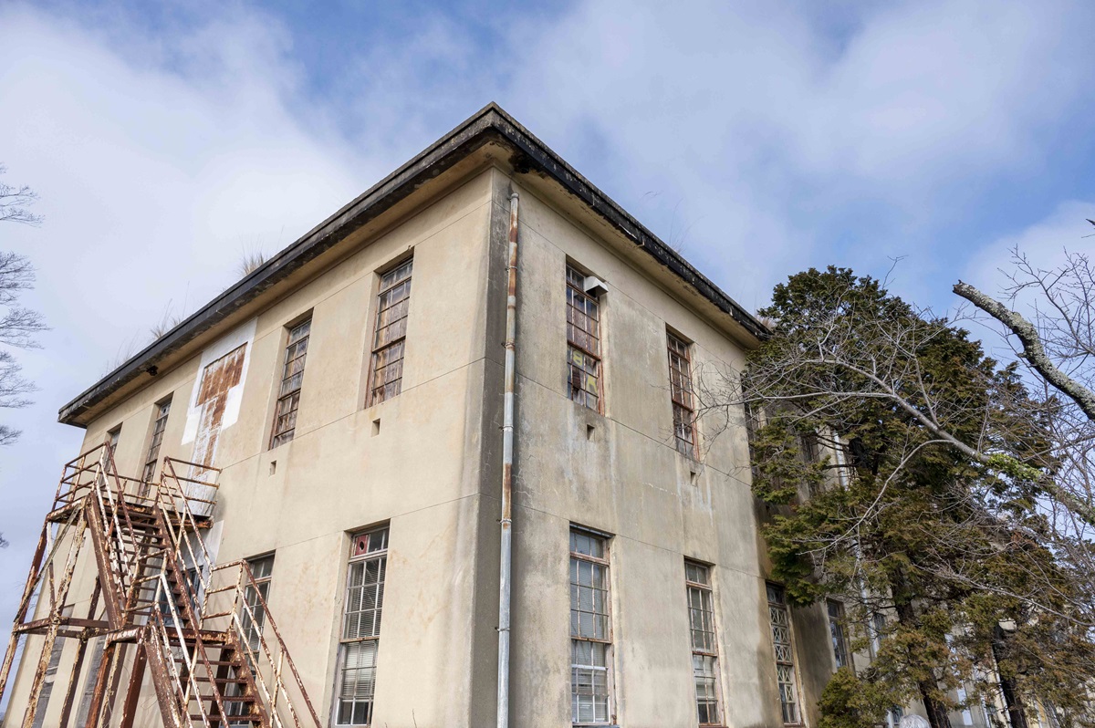 戦時中は迷彩色に塗られていたという