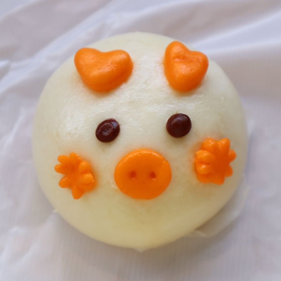 カスタードまん350円