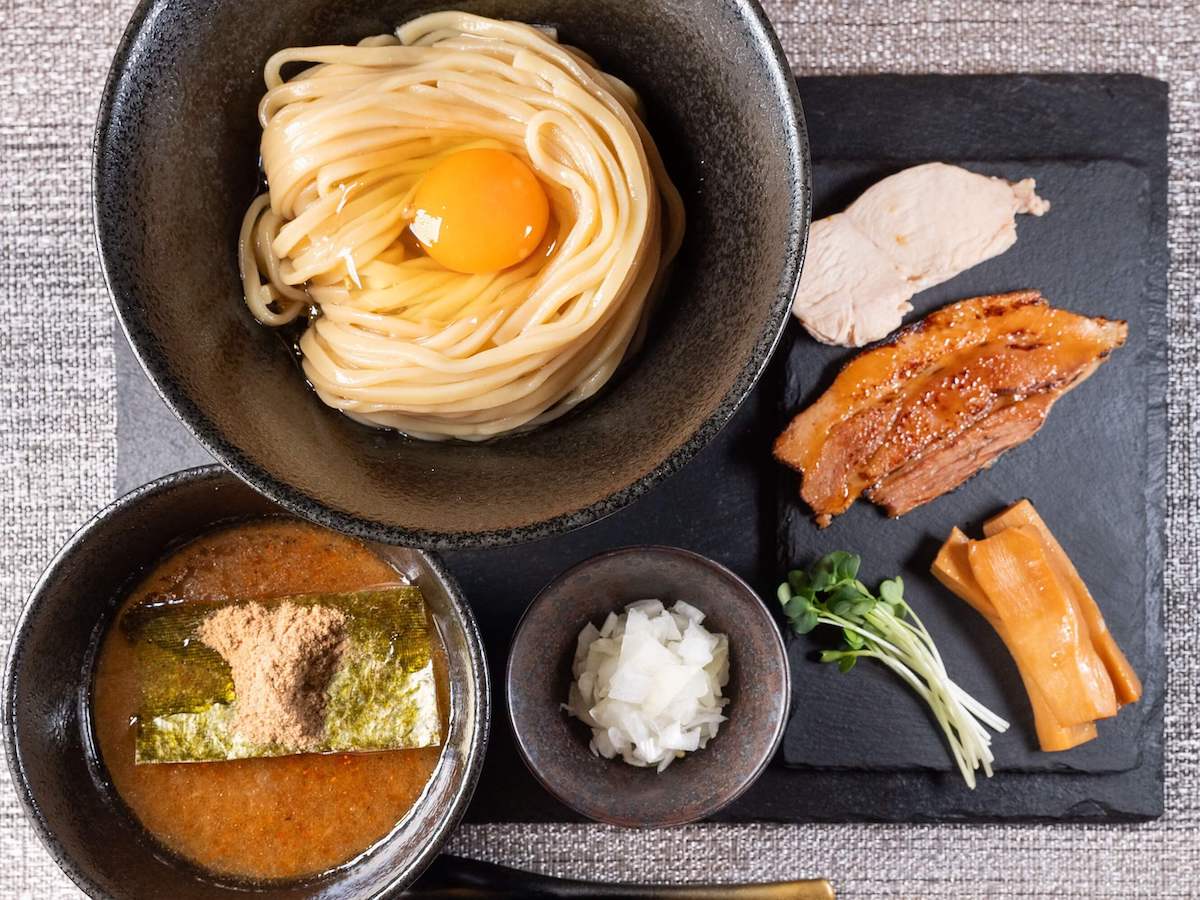 「たまごかけつけ麺」 950円 