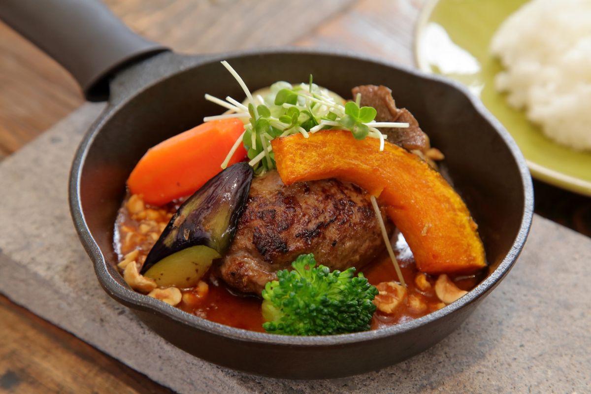 「蔵楽ちゃうす米麴甘味噌ハンバーグ」1760円