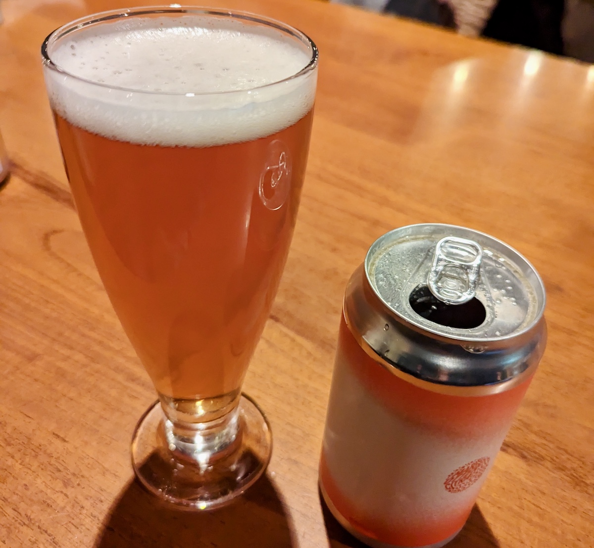 糸島市のクラフトビール工房Camosi Brewingの新作「ADDICT（SMaSH IPA）」935円（350ml）