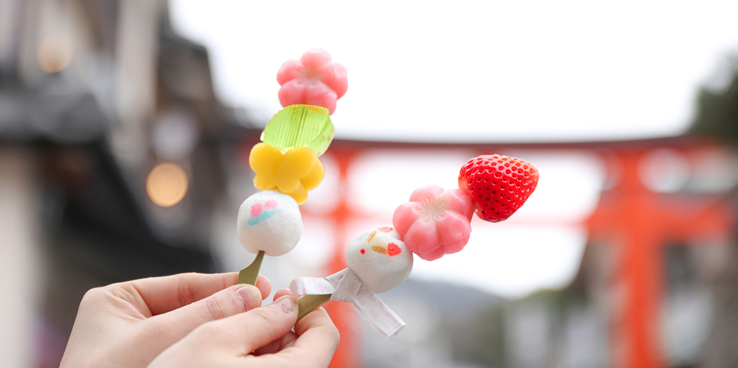 【京都・伏見】参道の新名物は和菓子×フルーツ！「果菓 伊藤軒 伏見稲荷店」へ