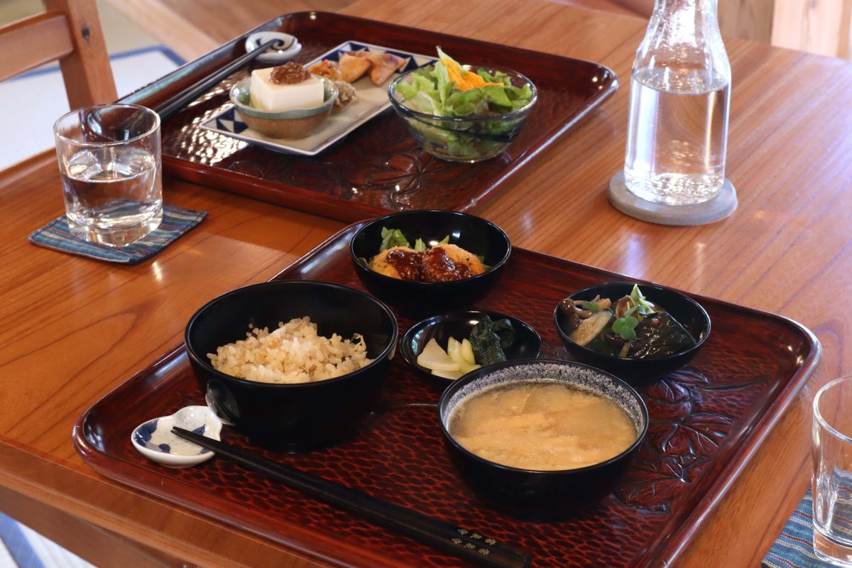 【箱根・宮ノ下】「斎縁」でお坊さんが作る精進料理の朝ごはんを