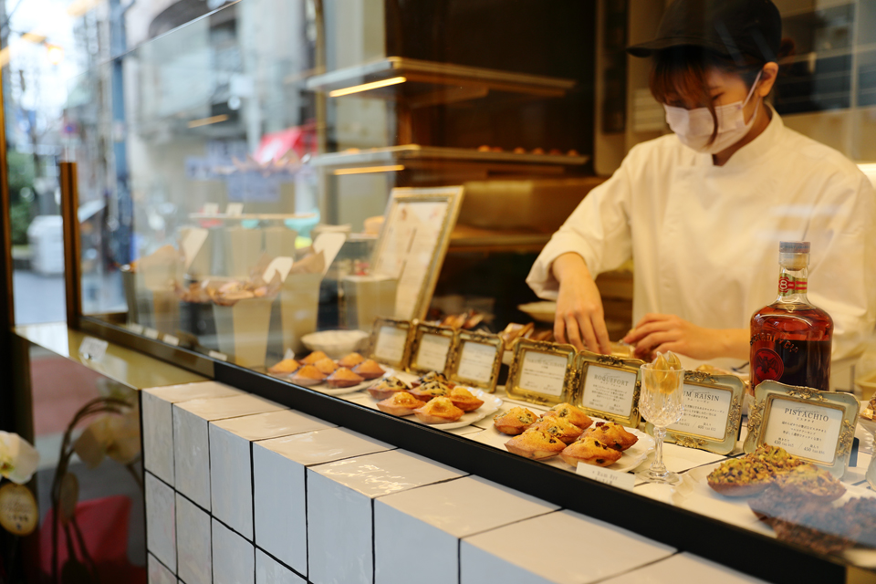 POIRE le bon Beurre 北新地本通