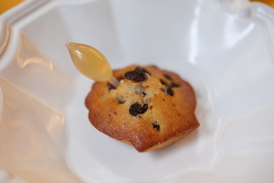 POIRE le bon Beurre 北新地本通