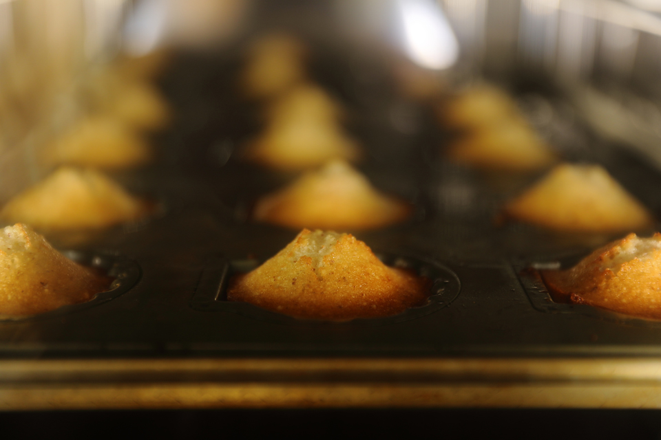 POIRE le bon Beurre 北新地本通