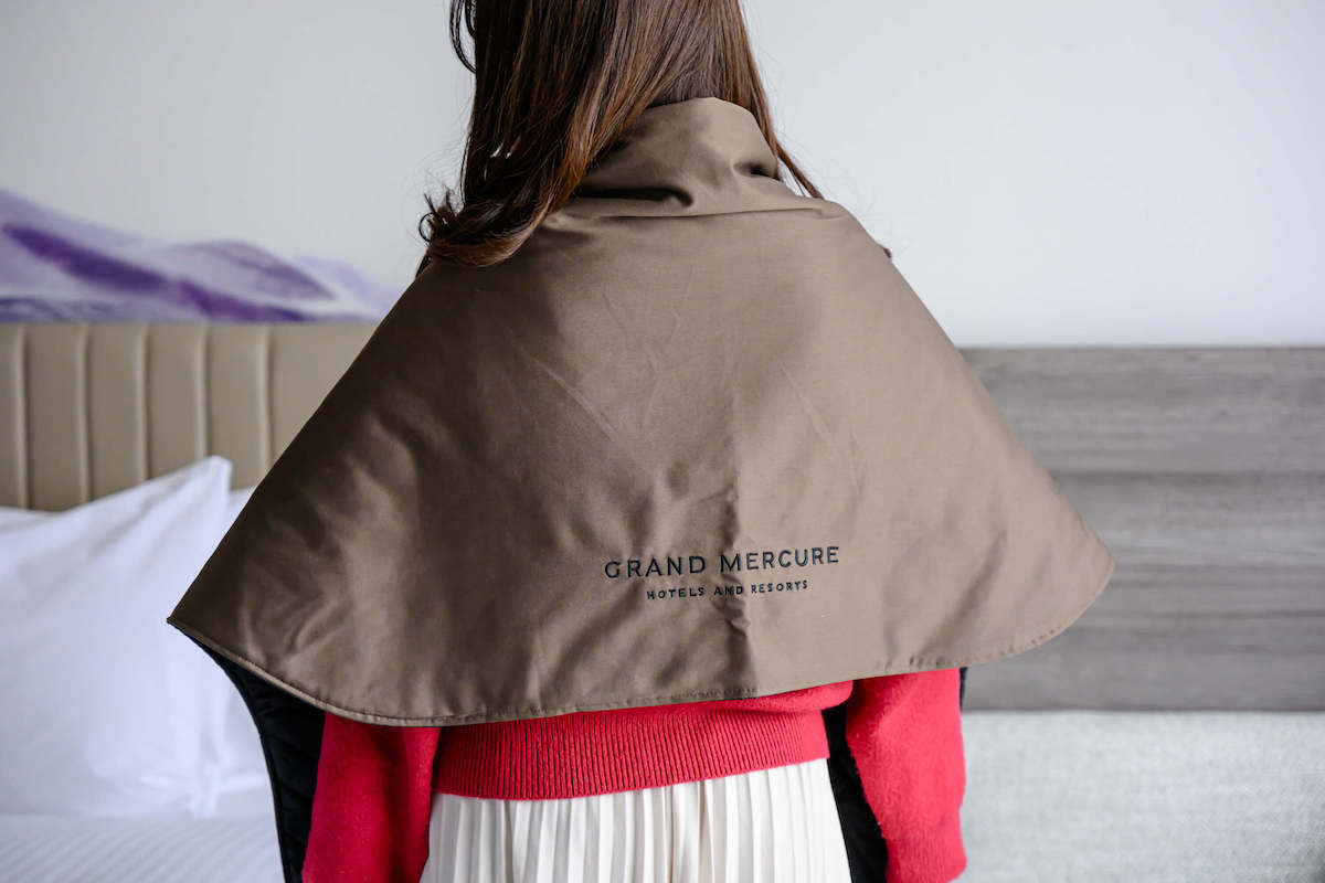 後ろには「グランドメルキュール」のロゴが