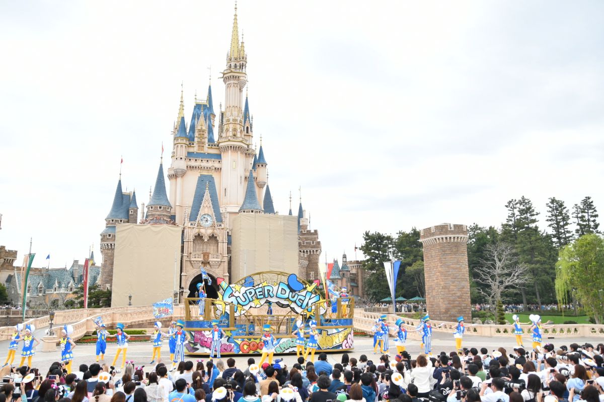 有料観覧席となる「キャッスル・フォアコート」