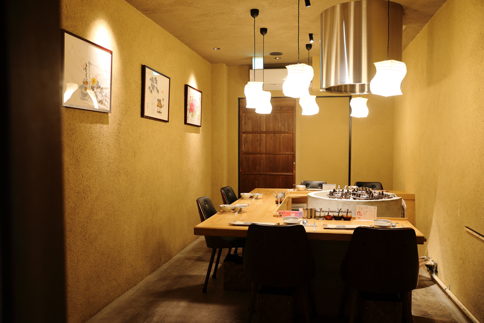 蔘鶏湯人ルはなれ