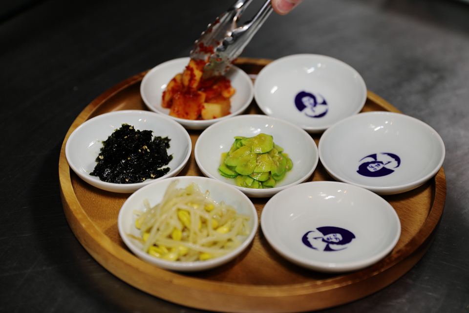 蔘鶏湯人ルはなれ