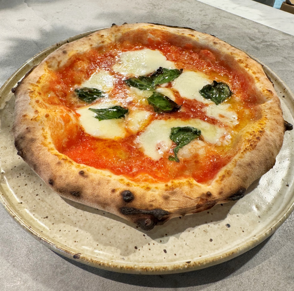 「ピッツァ マルゲリータ」1100円