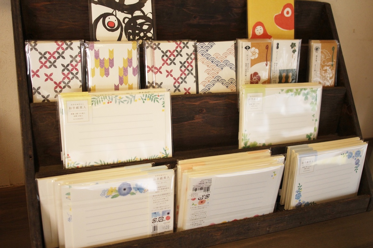 店頭に並ぶ雑貨は時期によって変わるので来てみてのお楽しみ