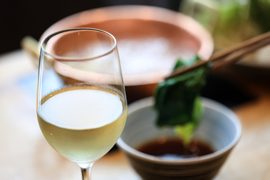 「グラスワイン」（ランチタイム550円）