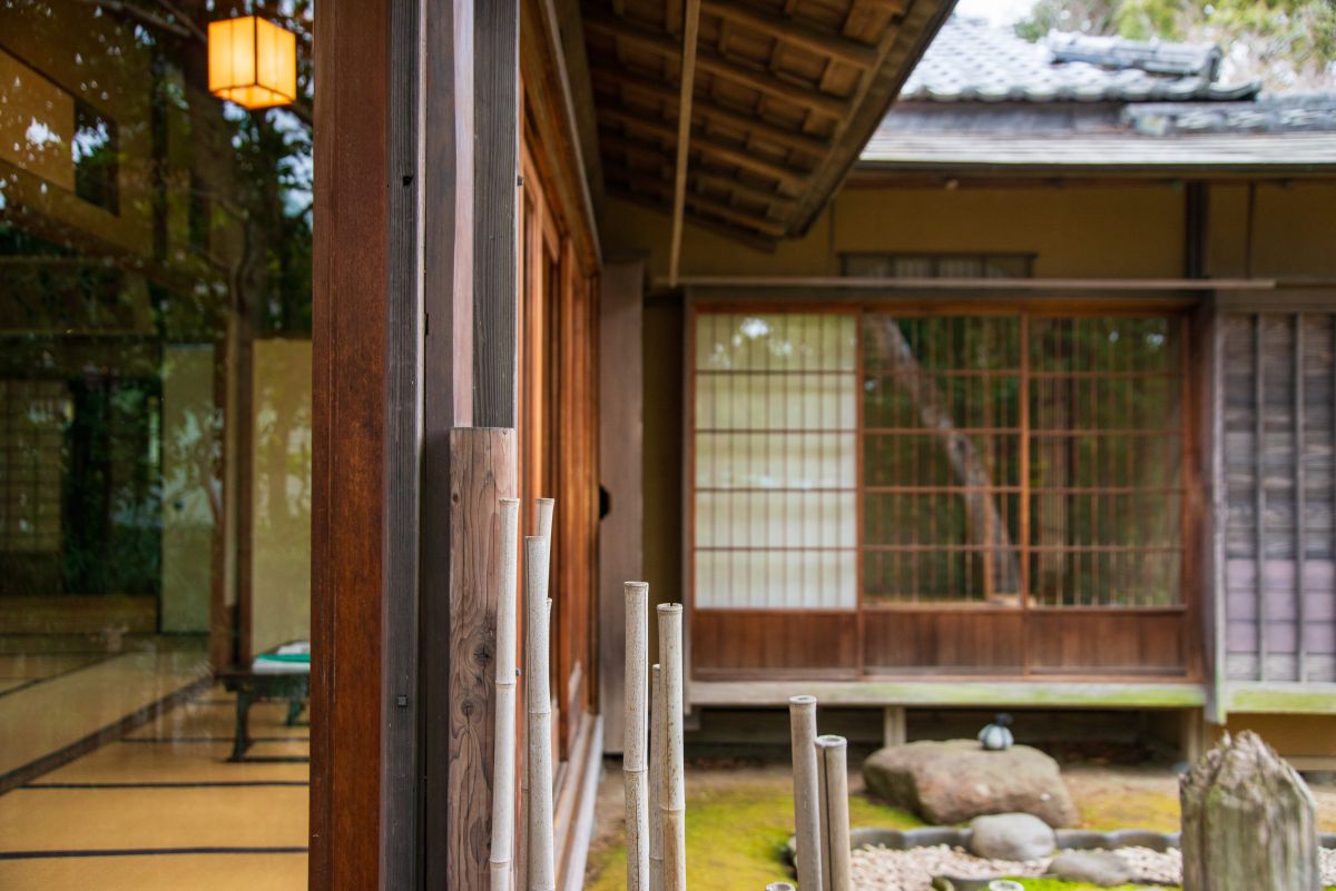 写真は老欅荘、他にも茶室が敷地内に複数ある