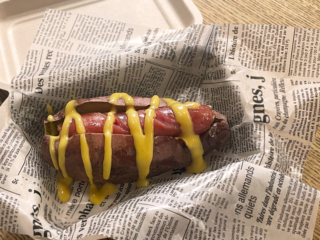 「黄金豚ヤバ芋ドッグ」1080円